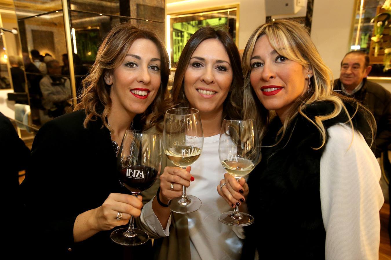 El bar Ibiza abre de nuevo sus puertas