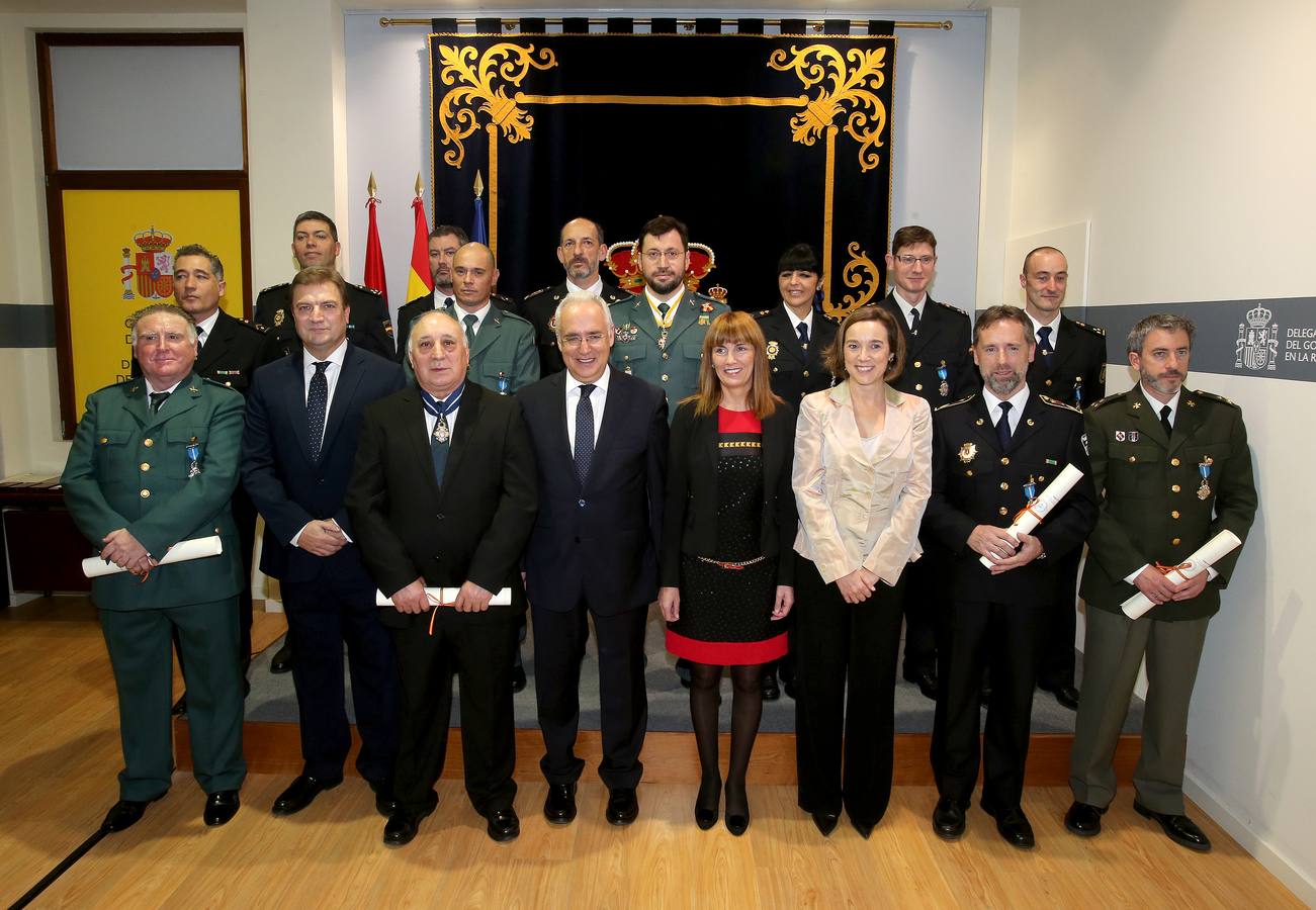 Condecoraciones de la Orden de Isabel la Católica y de la Orden del Mérito Civil