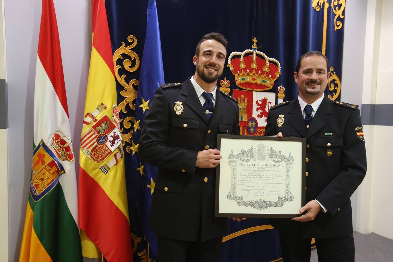 Condecoraciones de la Orden de Isabel la Católica y de la Orden del Mérito Civil