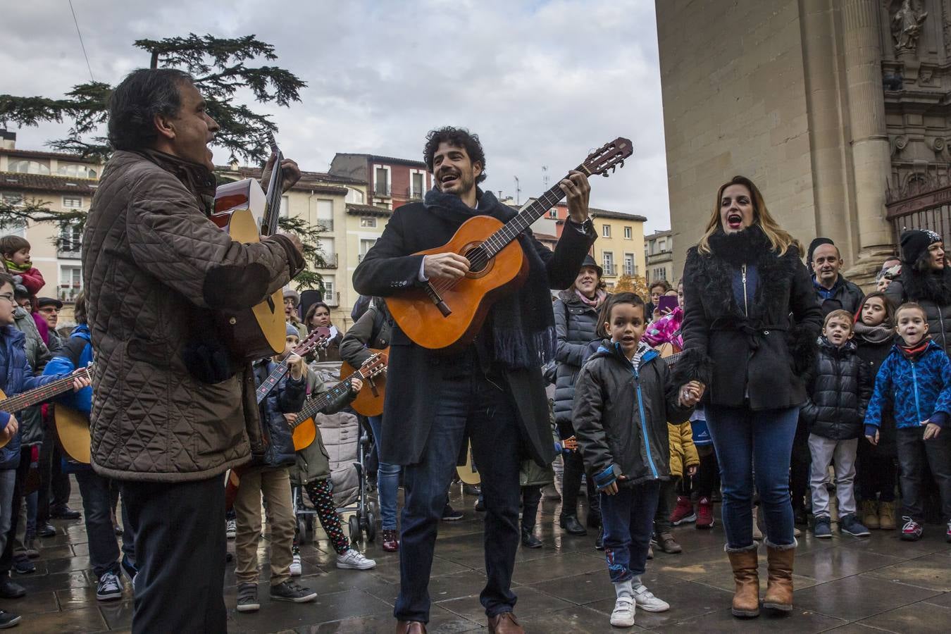 Serenata para un voluntario