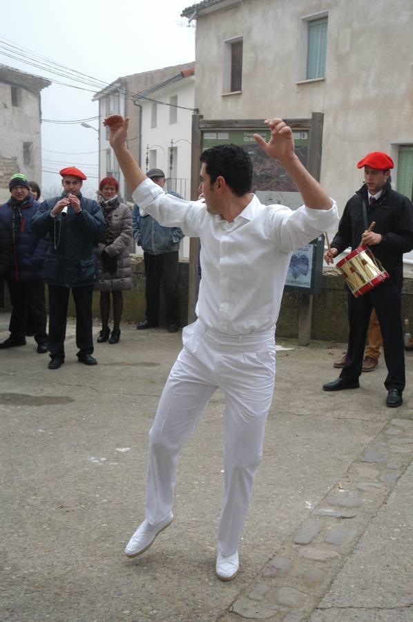 Grávalos celebra su baile de &#039;los brindis&#039;