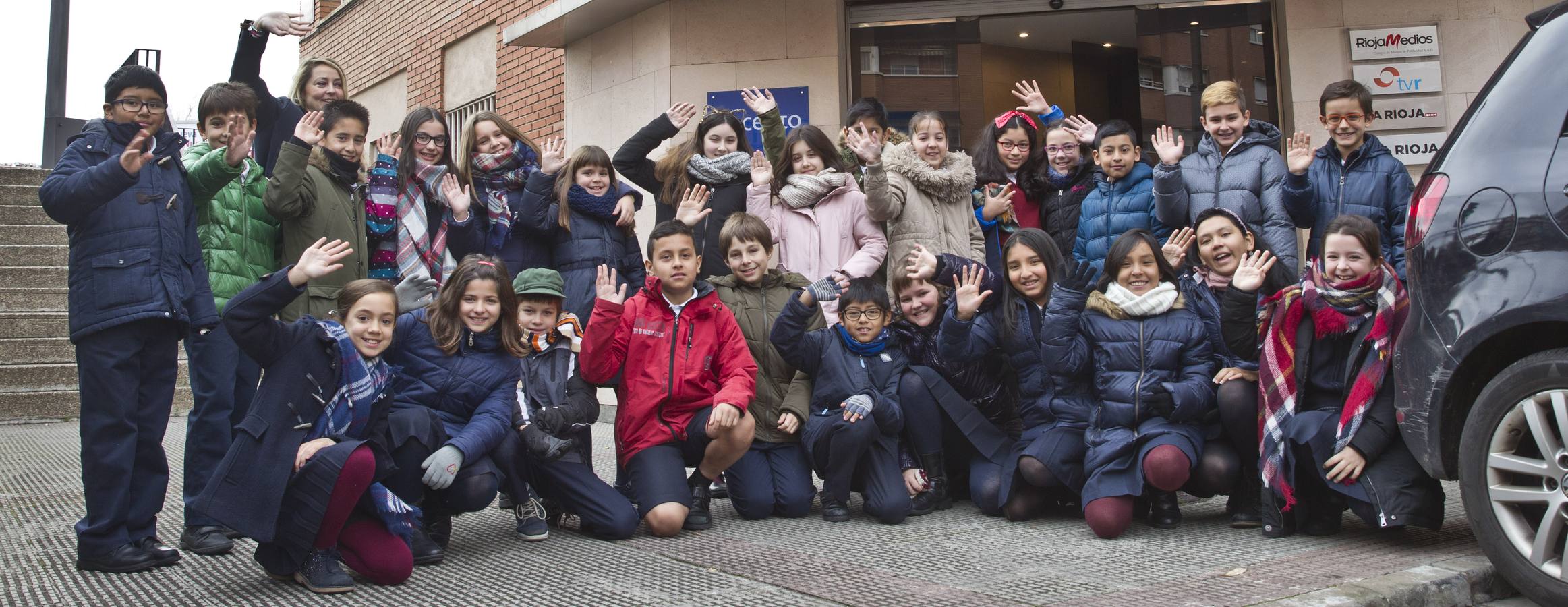 Los alumnos de 5º de Primaria del Colegio logroñés Adoratrices visitan la multimedia de Diario LA RIOJA