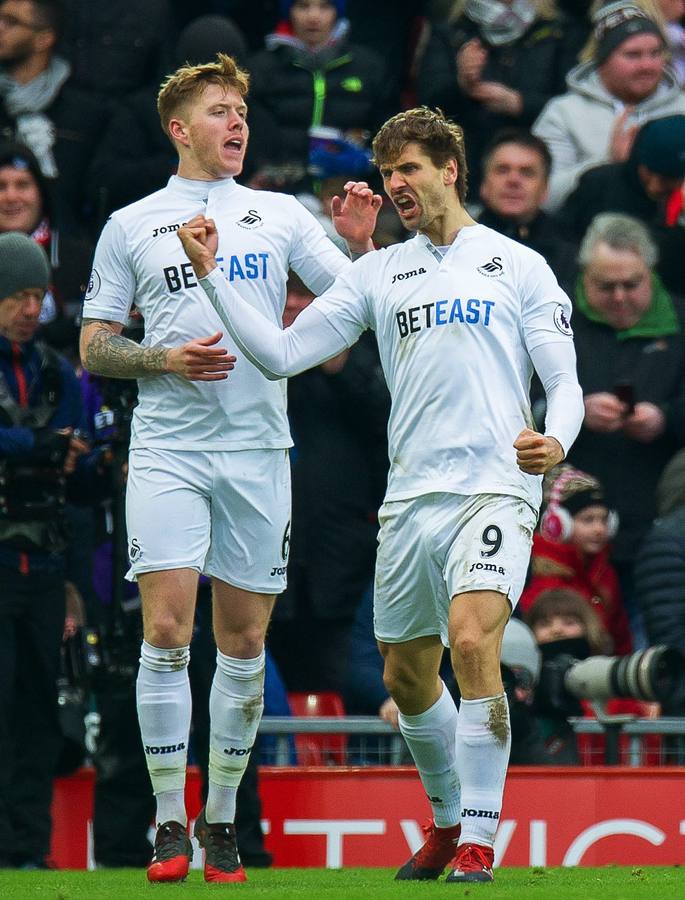 Fernando Llorente toma Anfield