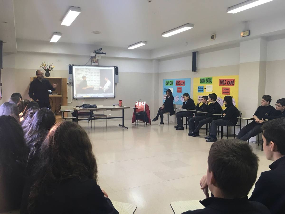 Charlas &#039;Salud, nutrición y deporte&#039; en el colegio Agustinas de Logroño