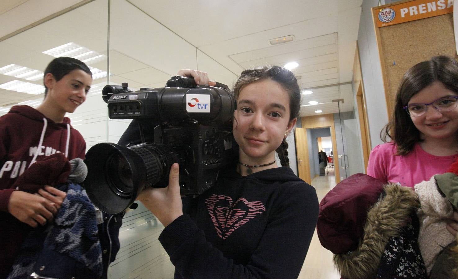 Los alumnos de 6º B del Ceip Las Gaunas de Logroño visitan la multimedia de Diario LA RIOJA