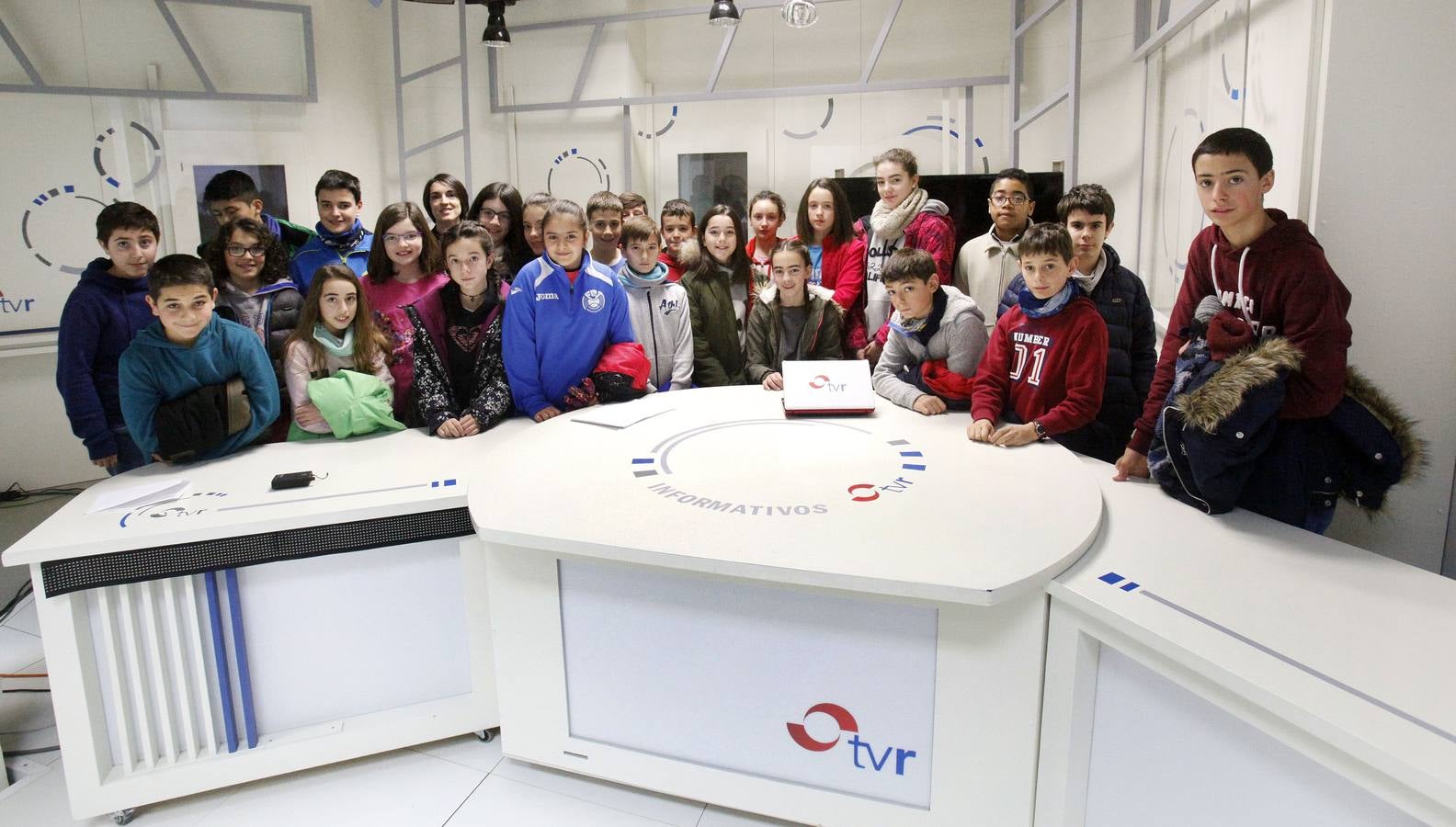 Los alumnos de 6º B del Ceip Las Gaunas de Logroño visitan la multimedia de Diario LA RIOJA