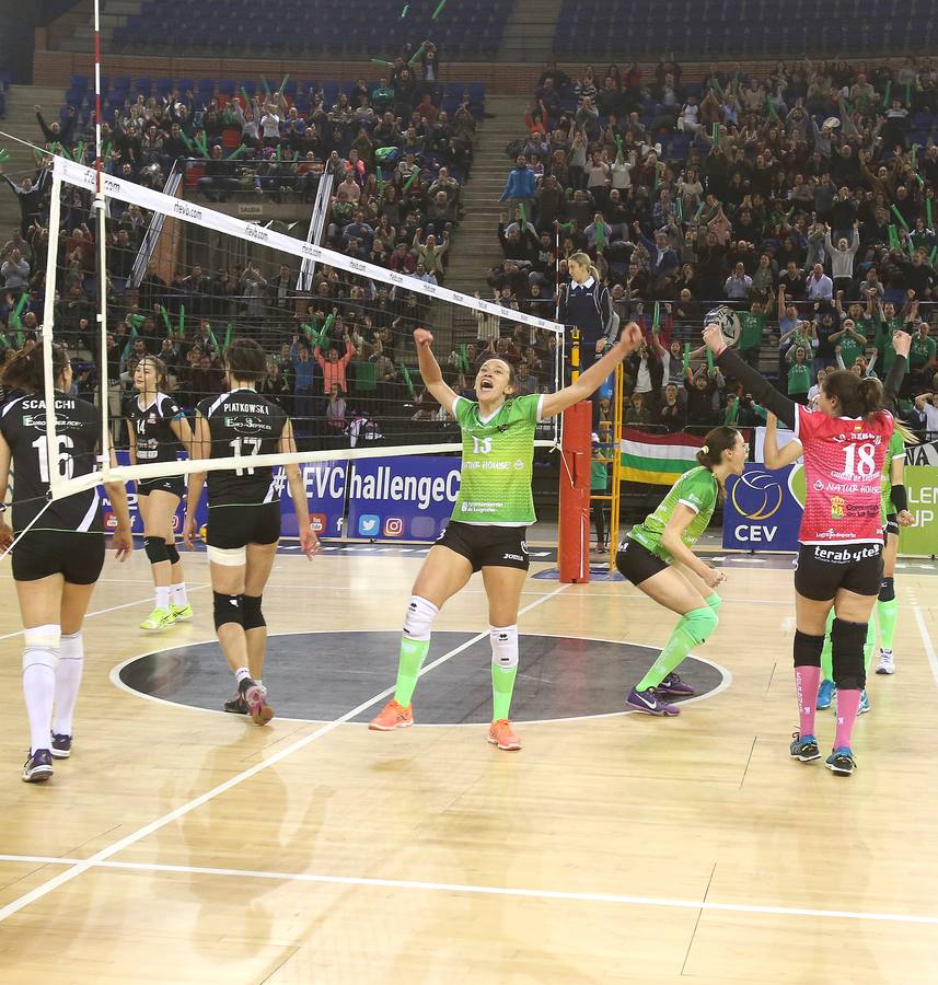 Voley: Naturhouse - Charleroi