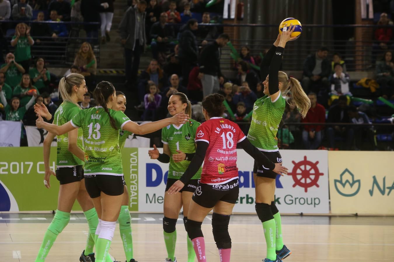 Voley: Naturhouse - Charleroi