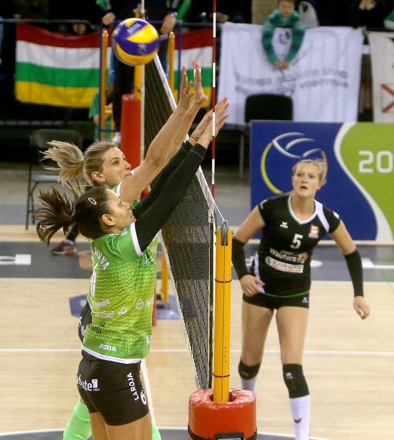 Voley: Naturhouse - Charleroi