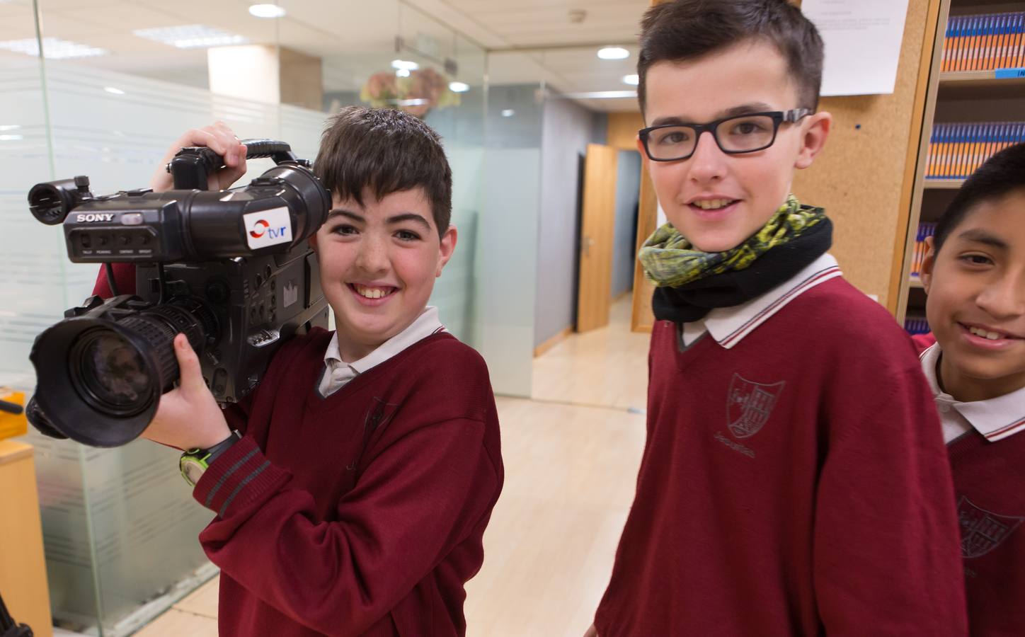 Los alumnos de 6º A de Jesuitas visitan la multimedia de Diario LA RIOJA