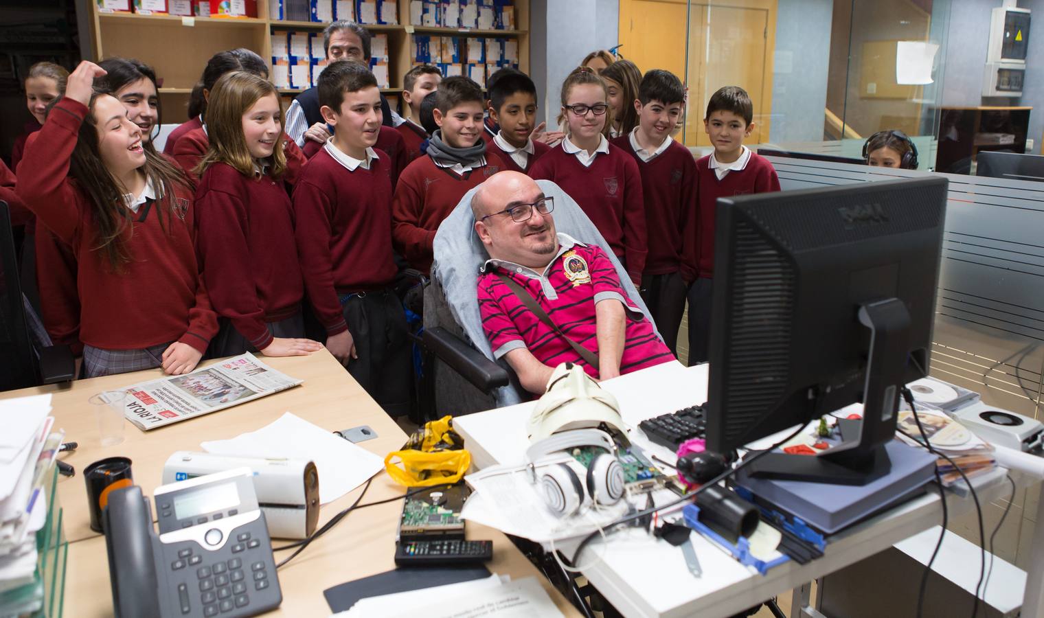 Los alumnos de 6º A de Jesuitas visitan la multimedia de Diario LA RIOJA