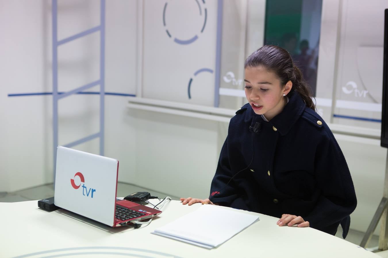 Los alumnos de 6º A de Jesuitas visitan la multimedia de Diario LA RIOJA