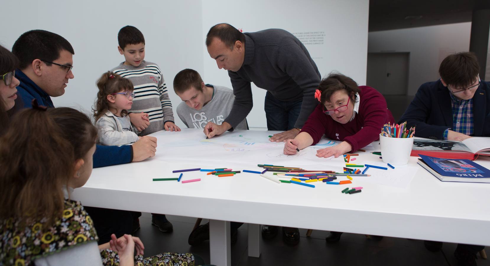 El Museo Würth acoge la sesión de fotos de la campaña de FEAPS &#039;Soy cómplice&#039;, con Lorenzo Quinn