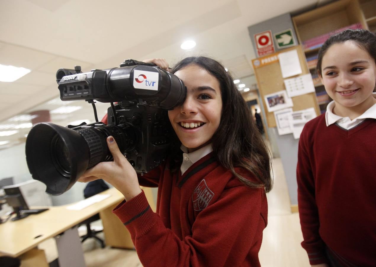 Los alumnos de 6º D de Jesuitas visitan la multimedia de Diario LA RIOJA
