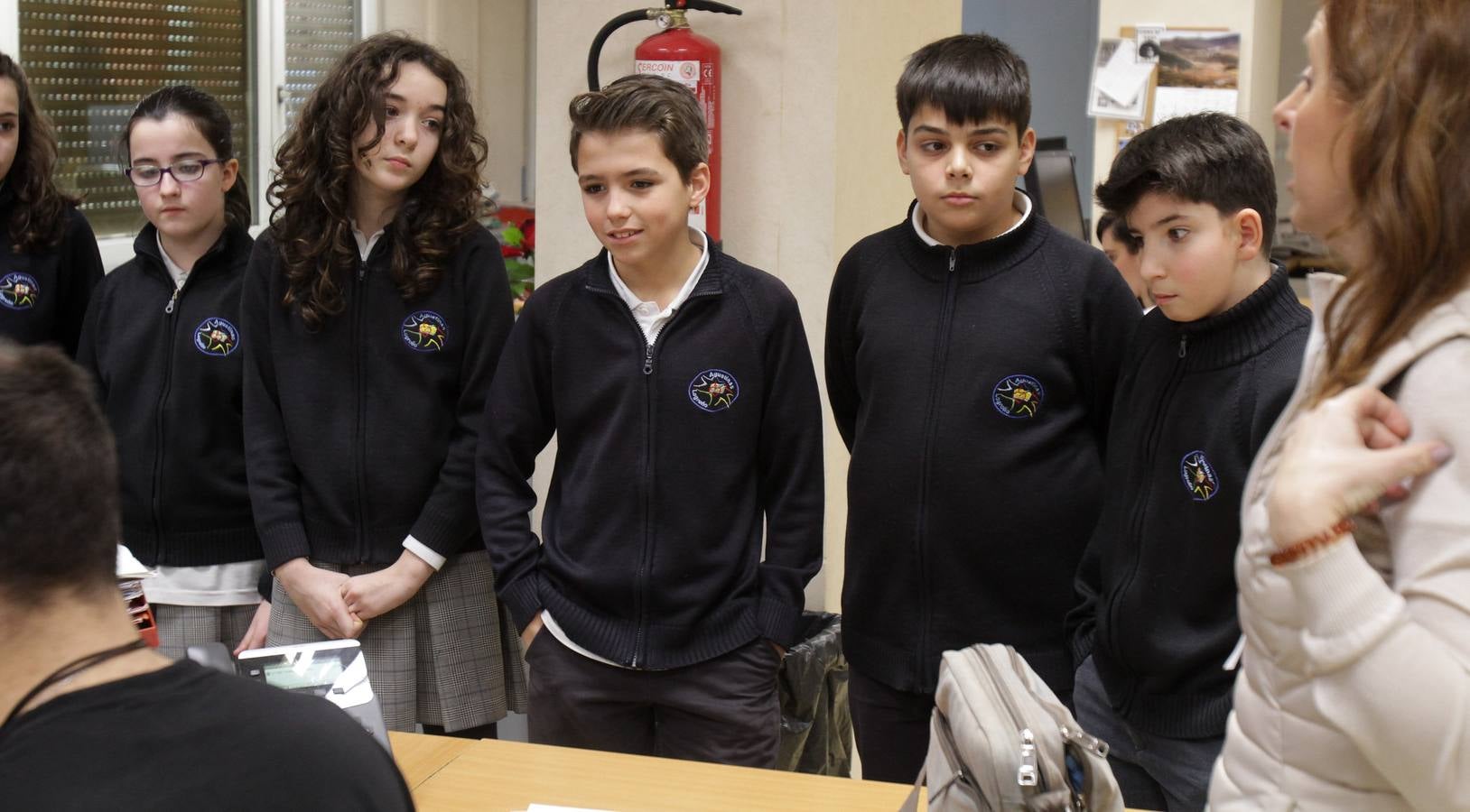 Los alumnos del 6º B del colegio Nuestra Señora del Buen Consejo, Agustinas, visitan la multimedia de Diario LA RIOJA