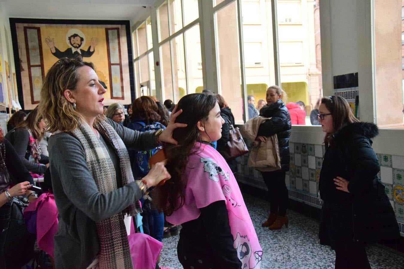 La APA de Escolapios promueve &#039;Cabellos por sonrisas&#039;