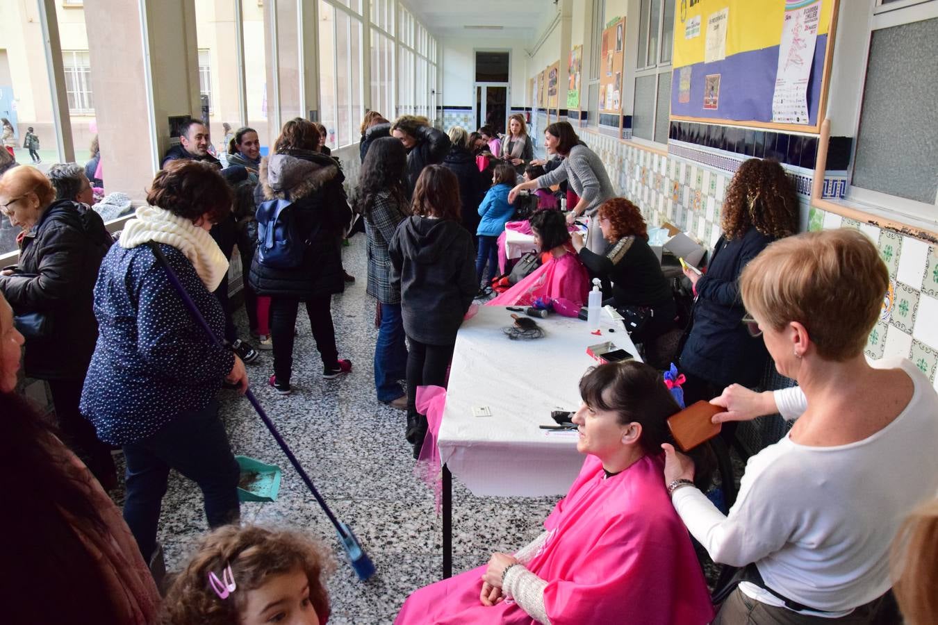 La APA de Escolapios promueve &#039;Cabellos por sonrisas&#039;