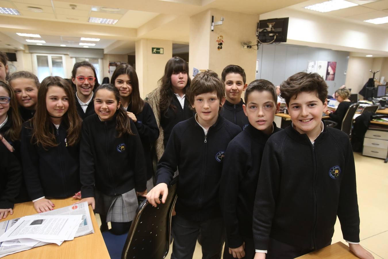 Los de alumnos de 6ºC del colegio Nuestra Señora del Buen Consejo, Agustinas, visitan la mulmedia de Diario LA RIOJA