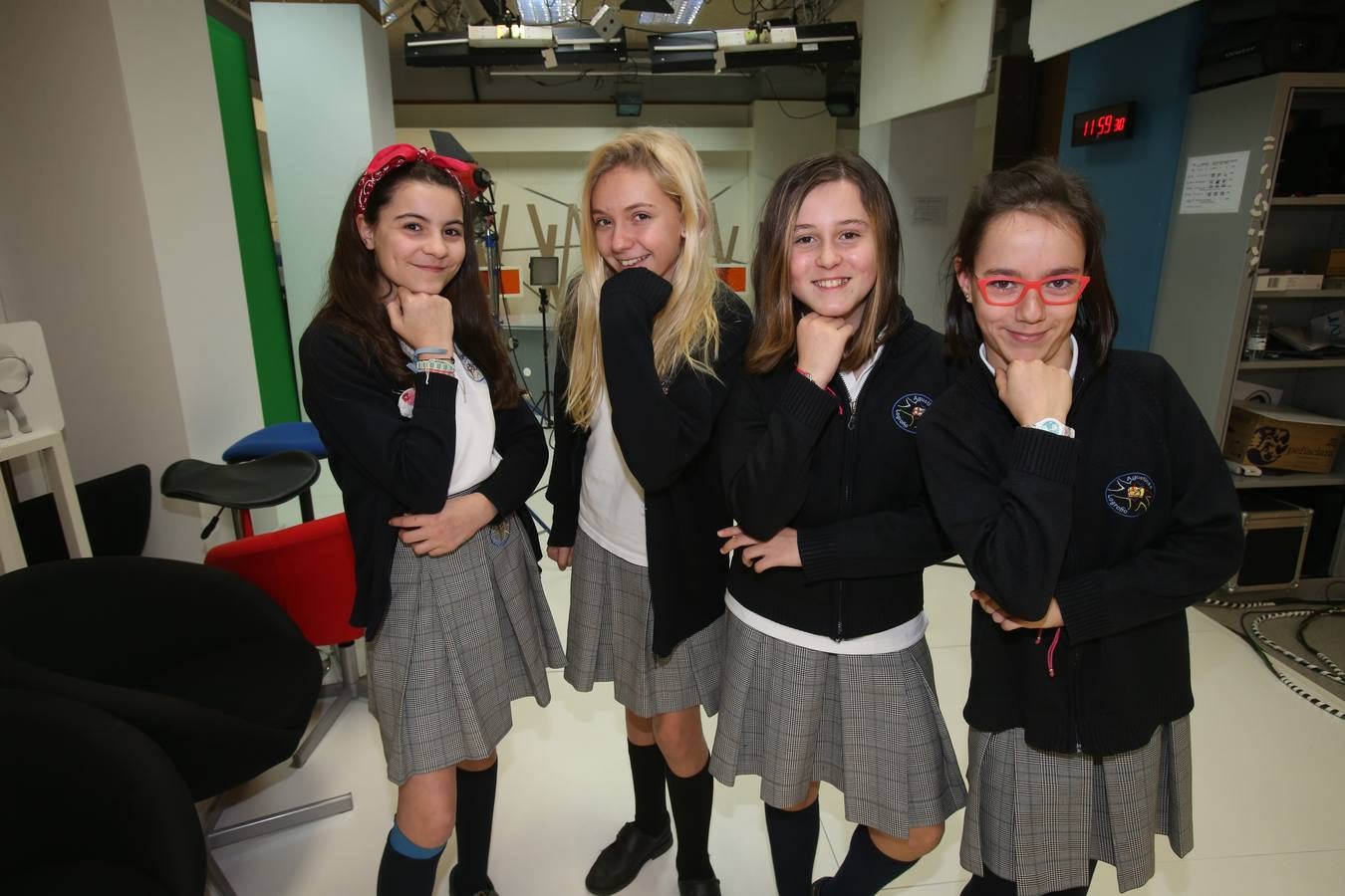 Los de alumnos de 6ºC del colegio Nuestra Señora del Buen Consejo, Agustinas, visitan la mulmedia de Diario LA RIOJA
