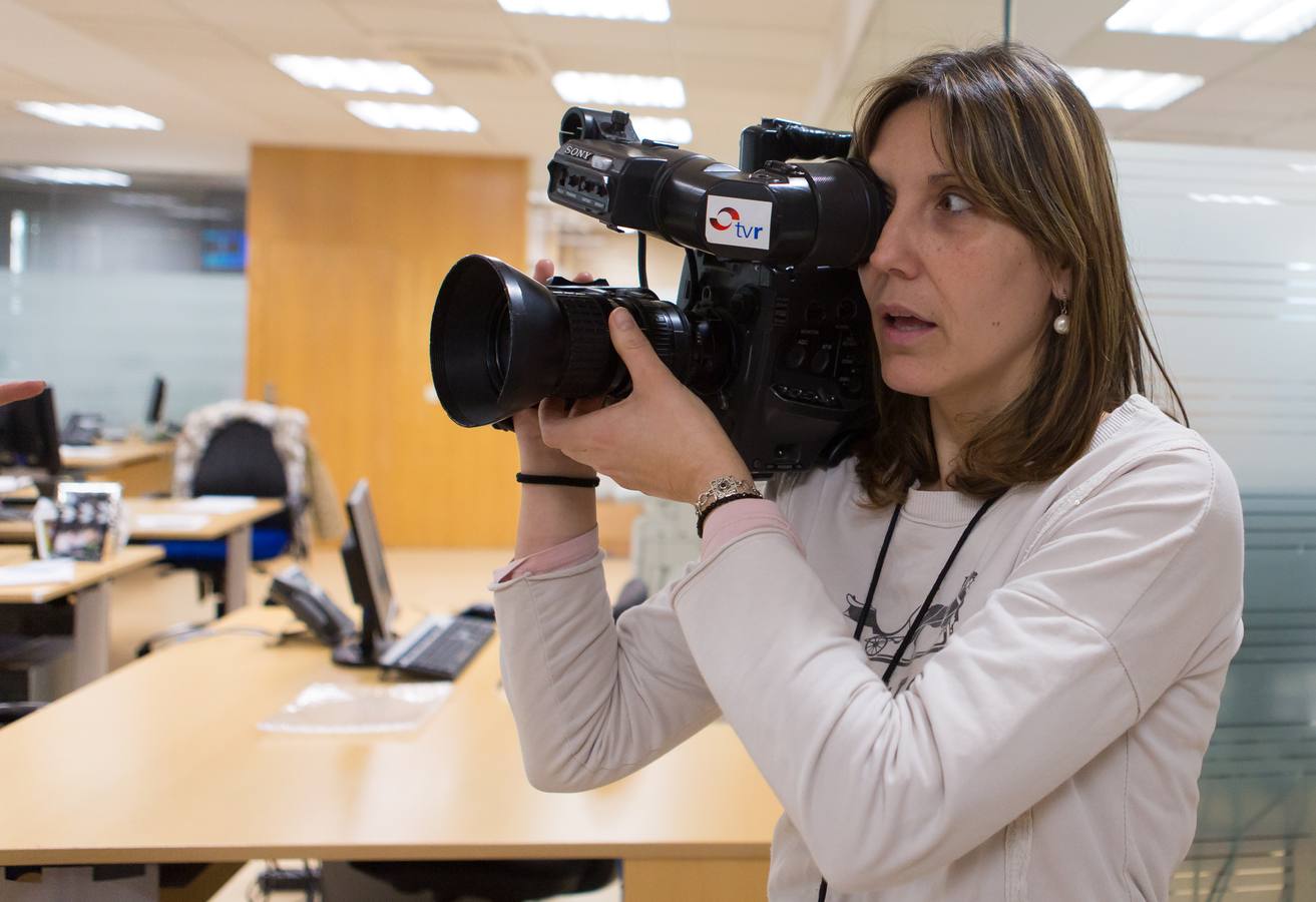 Los alumnos de 6 º A del colegio Nuestra Señora del Buen Consejo, Agustinas, visitan la multimedia de Diario LA RIOJA