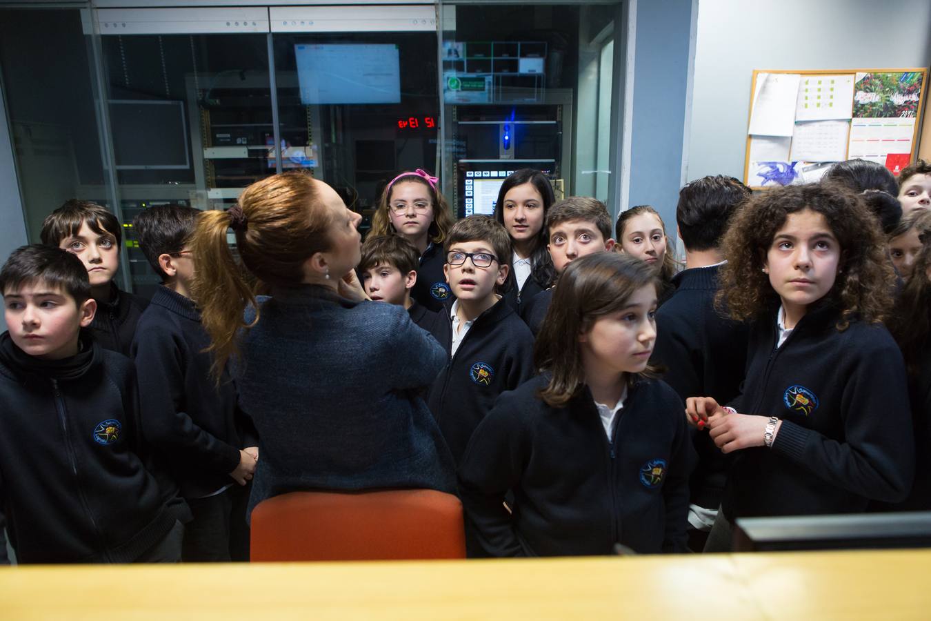 Los alumnos de 6 º A del colegio Nuestra Señora del Buen Consejo, Agustinas, visitan la multimedia de Diario LA RIOJA