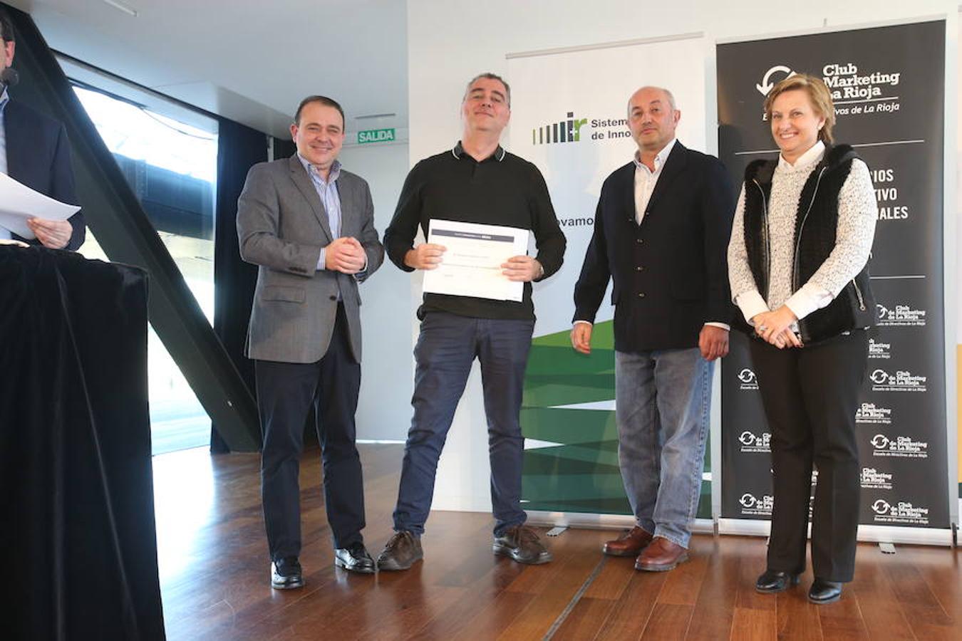 Diplomas como epílogo del curso de directivos