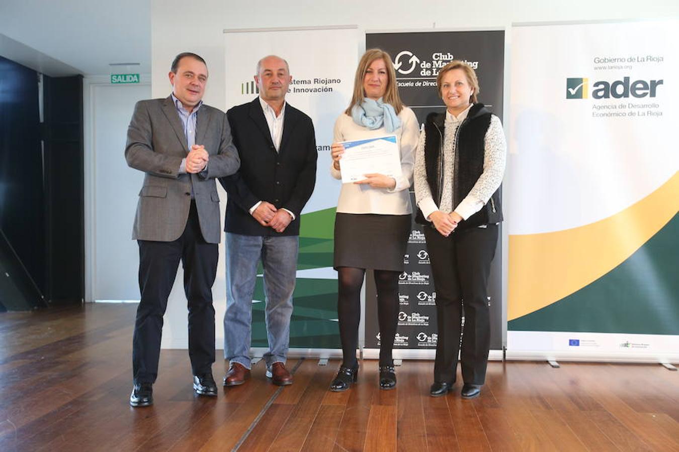 Diplomas como epílogo del curso de directivos