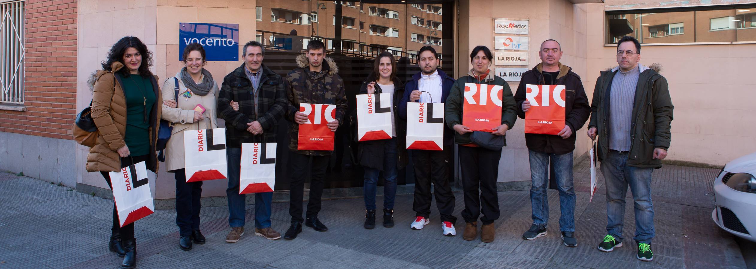 Fundación Cáritas Chavicar del centro de inserción social de Santo Domingo visitan la multimedia de Diario LA RIOJA