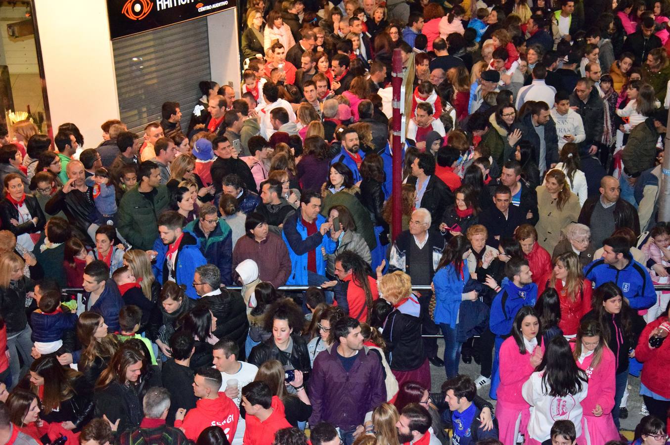 La fiesta estalla en Calahorra I