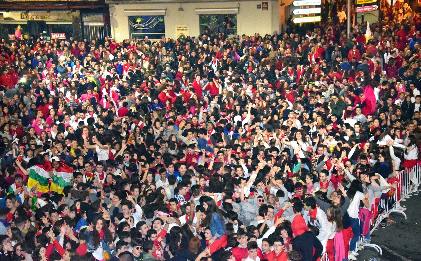 La fiesta estalla en Calahorra I