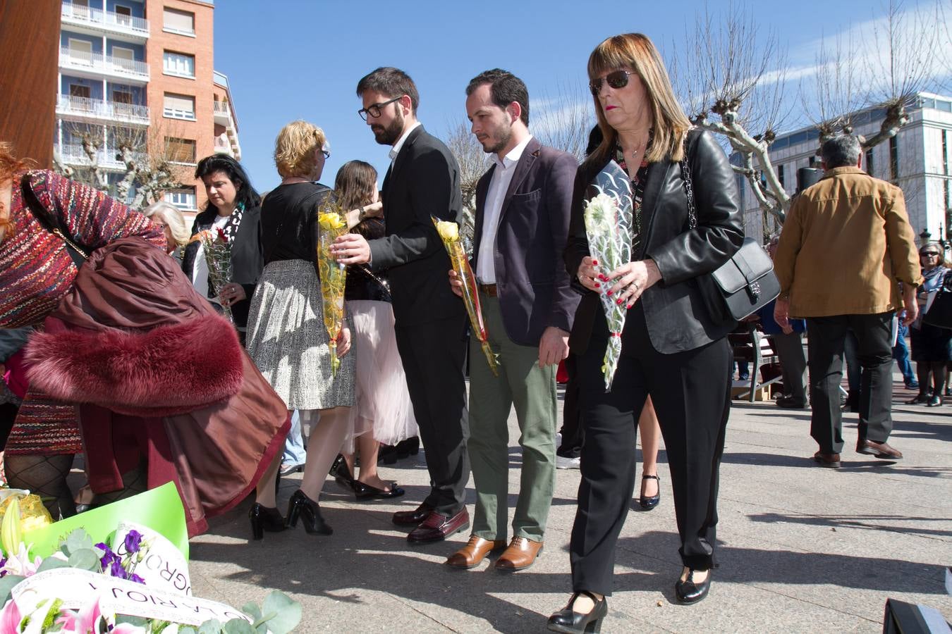 Homenaje en Logroñoa las víctimas del terrosimo