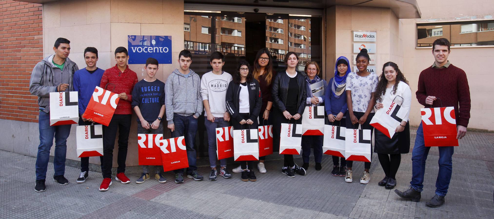 Alumnos del IES Comercio visitan la multimedia de Diario LA RIOJA