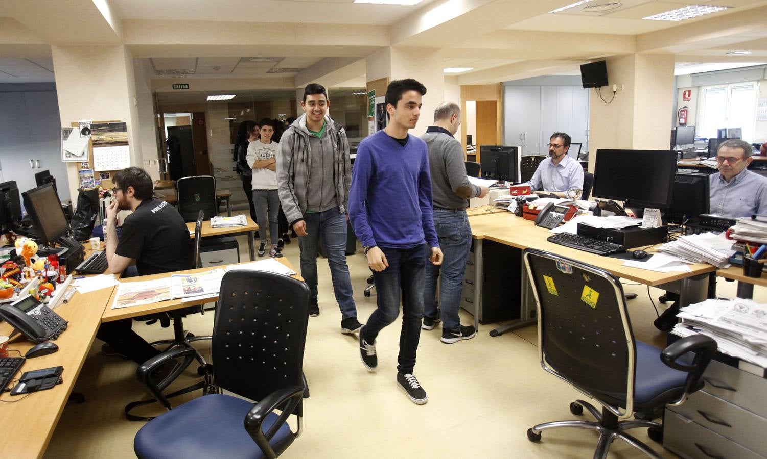 Alumnos del IES Comercio visitan la multimedia de Diario LA RIOJA