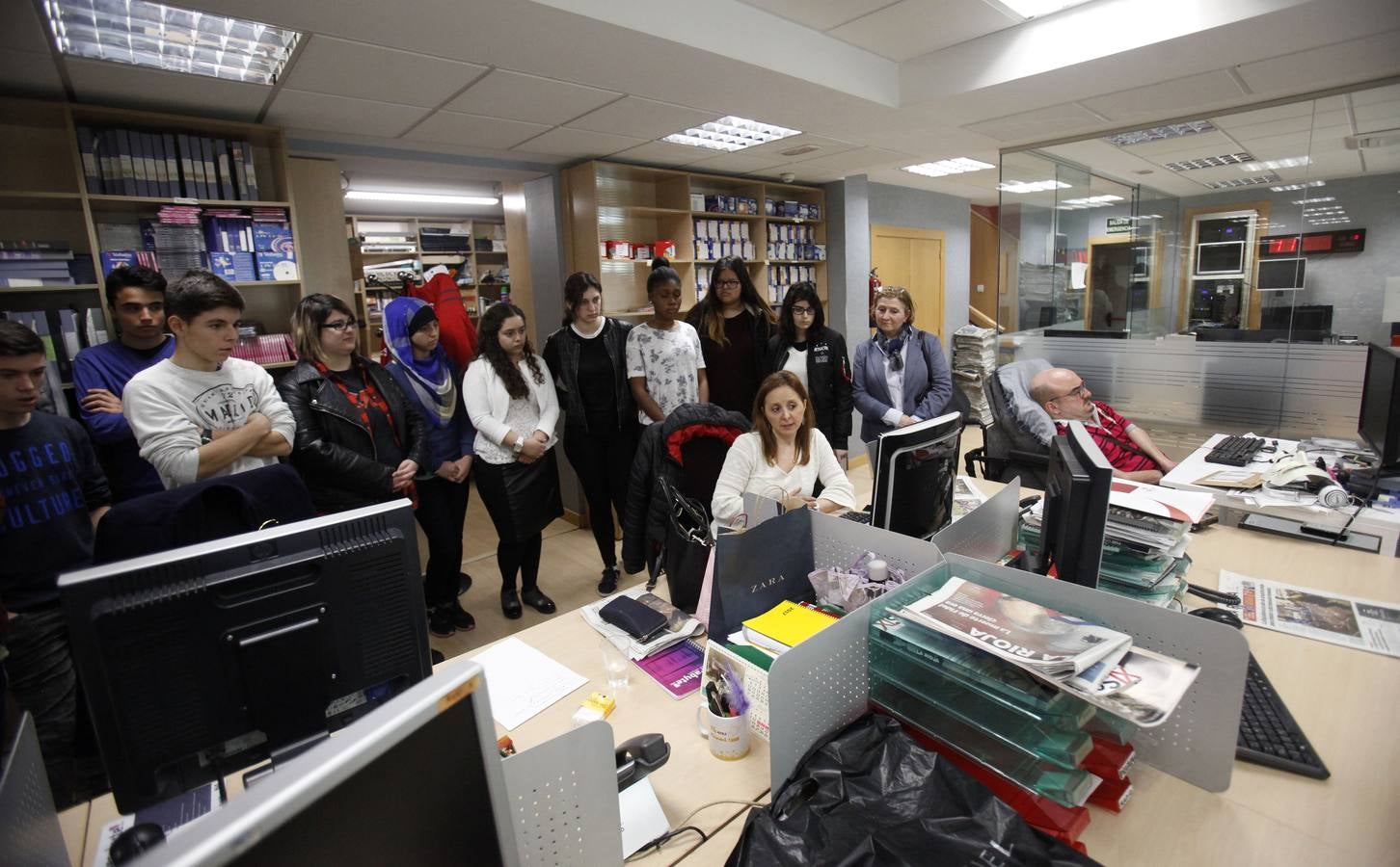 Alumnos del IES Comercio visitan la multimedia de Diario LA RIOJA