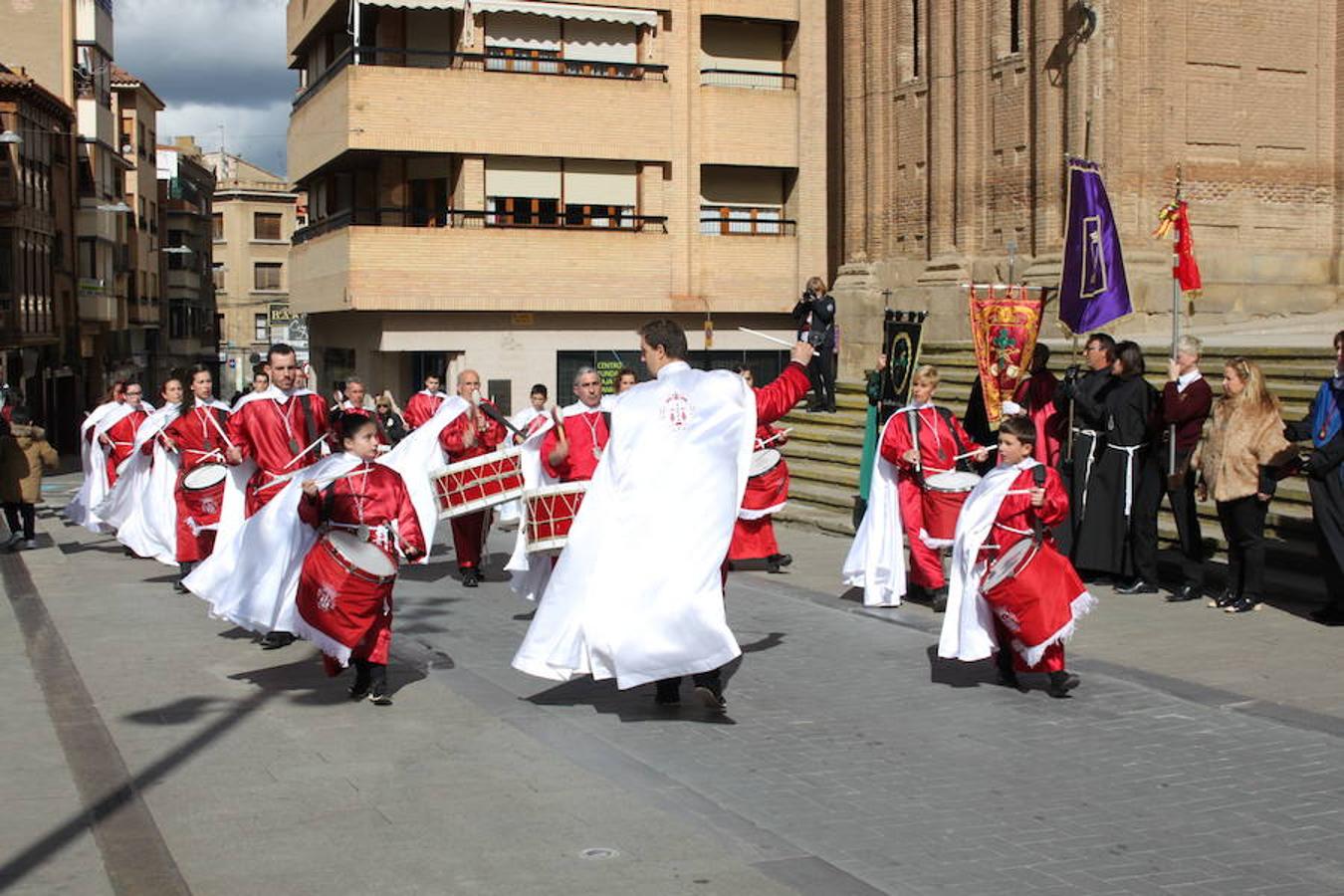 Exaltación de tambores y bombos en Alfaro