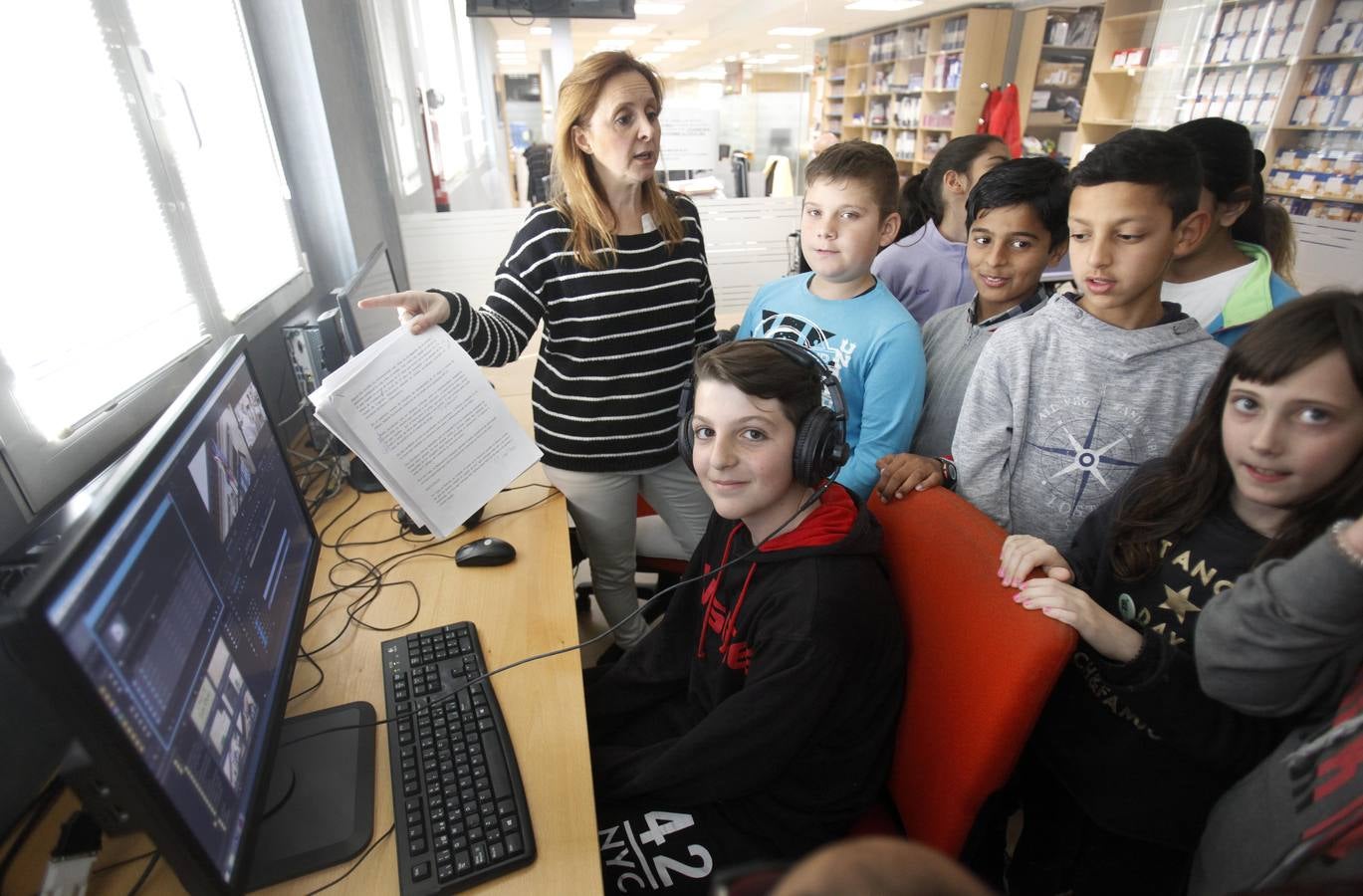 Los alumnos de 5º A del Colegio Navarrete El Mudo visitan la multimedia de Diario LA RIOJA