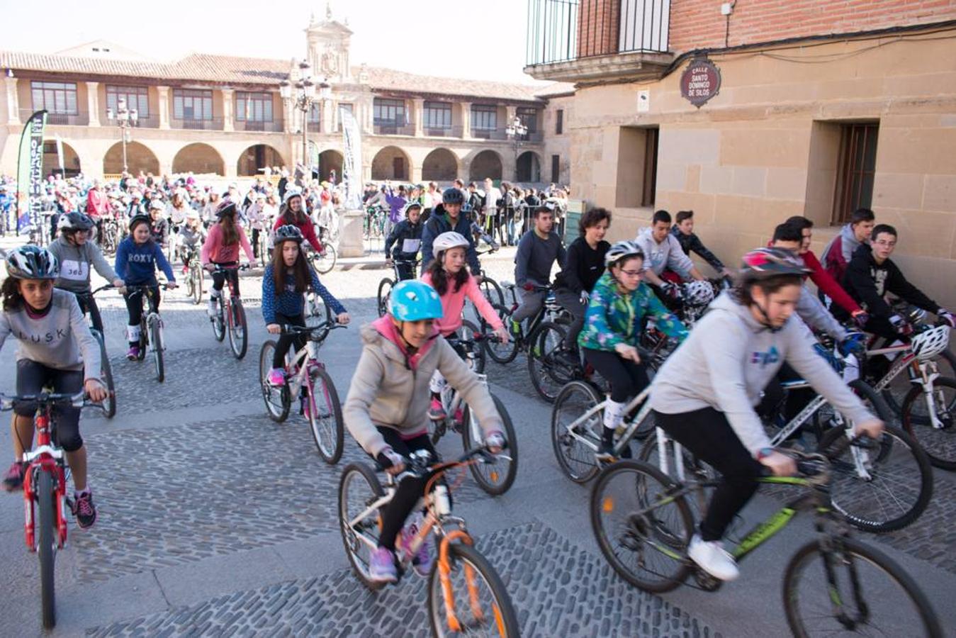 IV Marcha solidaria a beneficio de la AECC