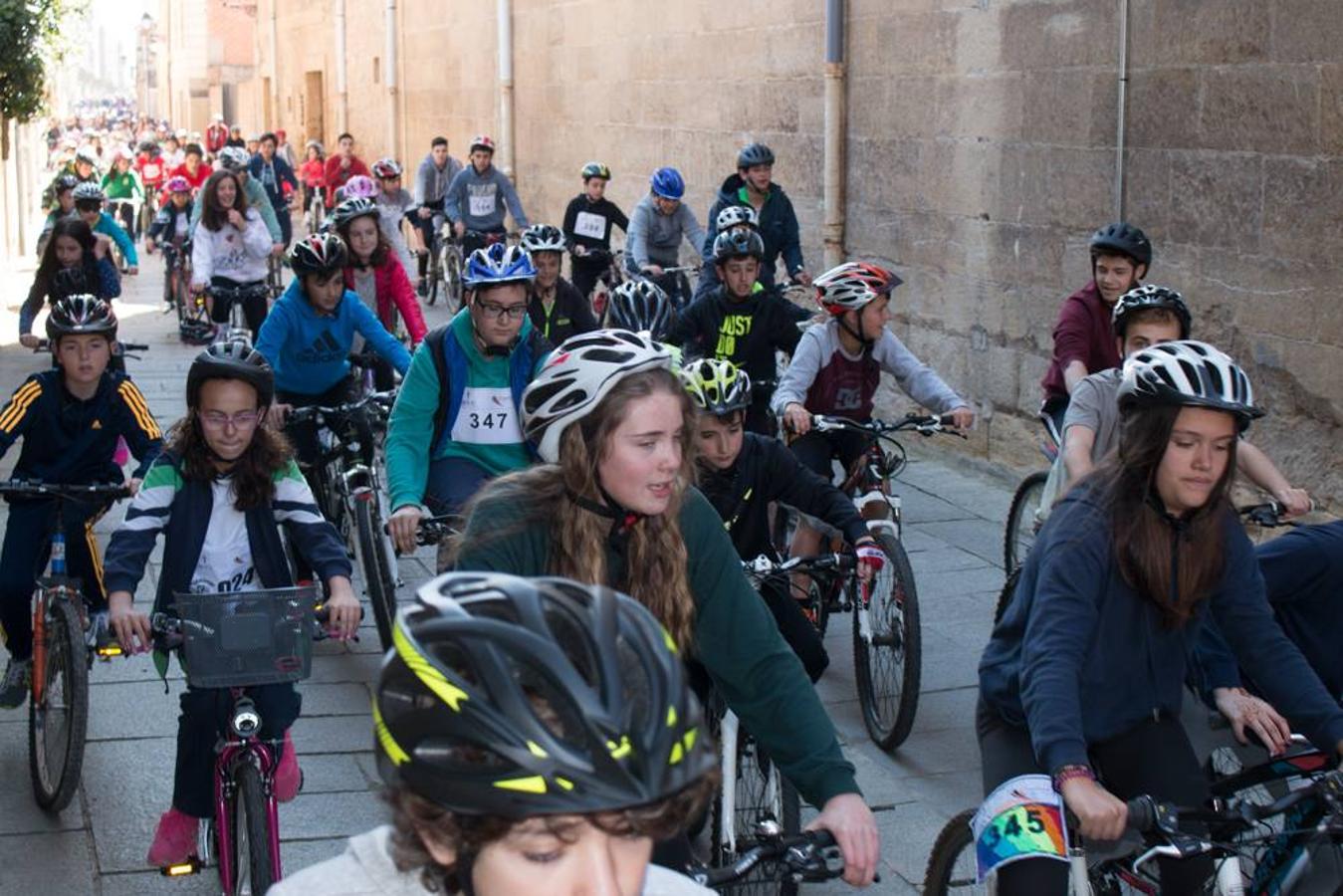 IV Marcha solidaria a beneficio de la AECC