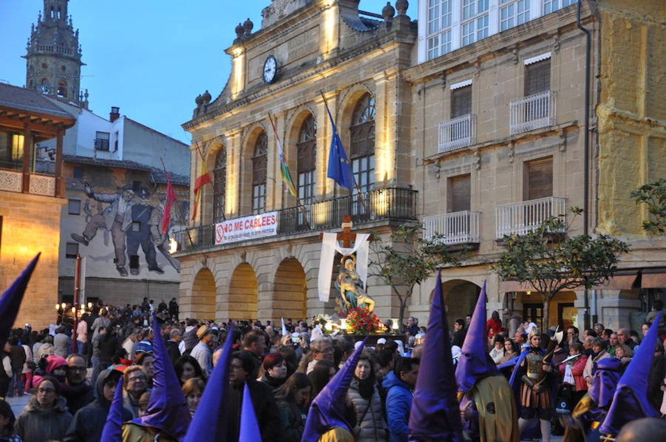 Vía crucis y Santo Entierro en Haro