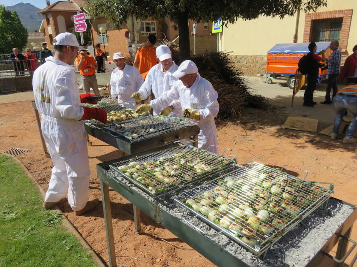 Herce celebra su I Feria de la Cebolla Asada