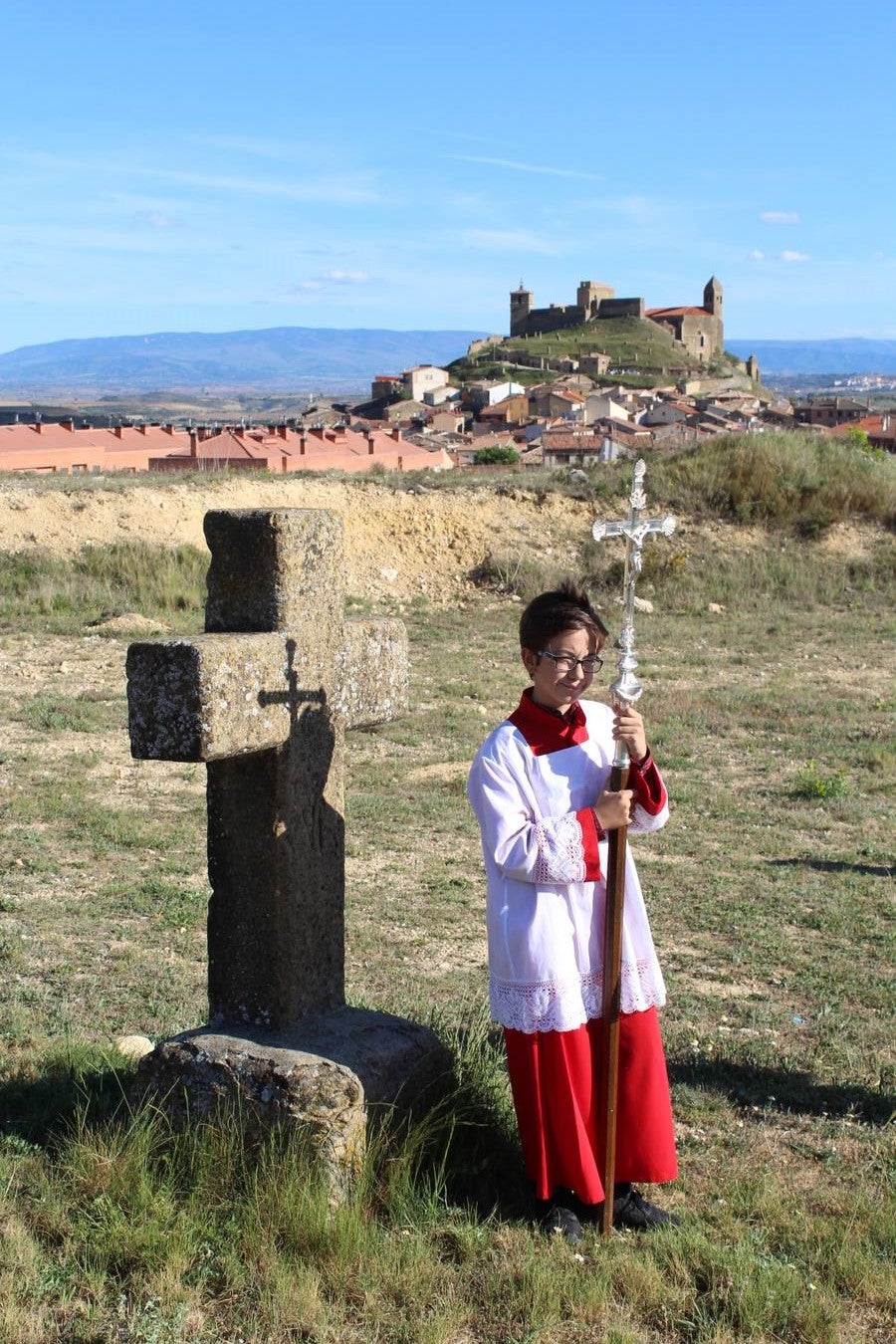 Los picaos cumplen penitencia en San Vicente en la Cruz de mayo