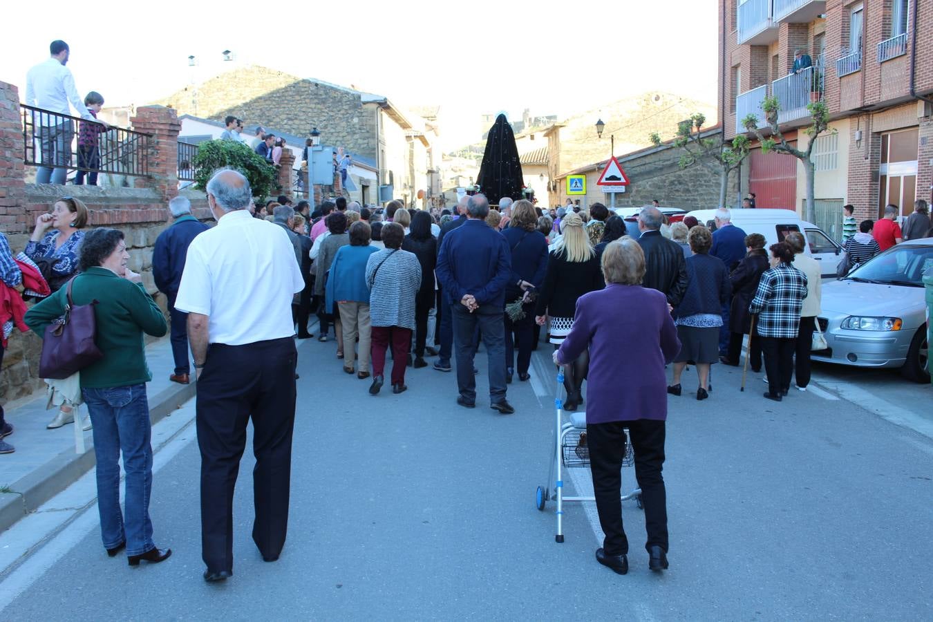 Los picaos cumplen penitencia en San Vicente en la Cruz de mayo