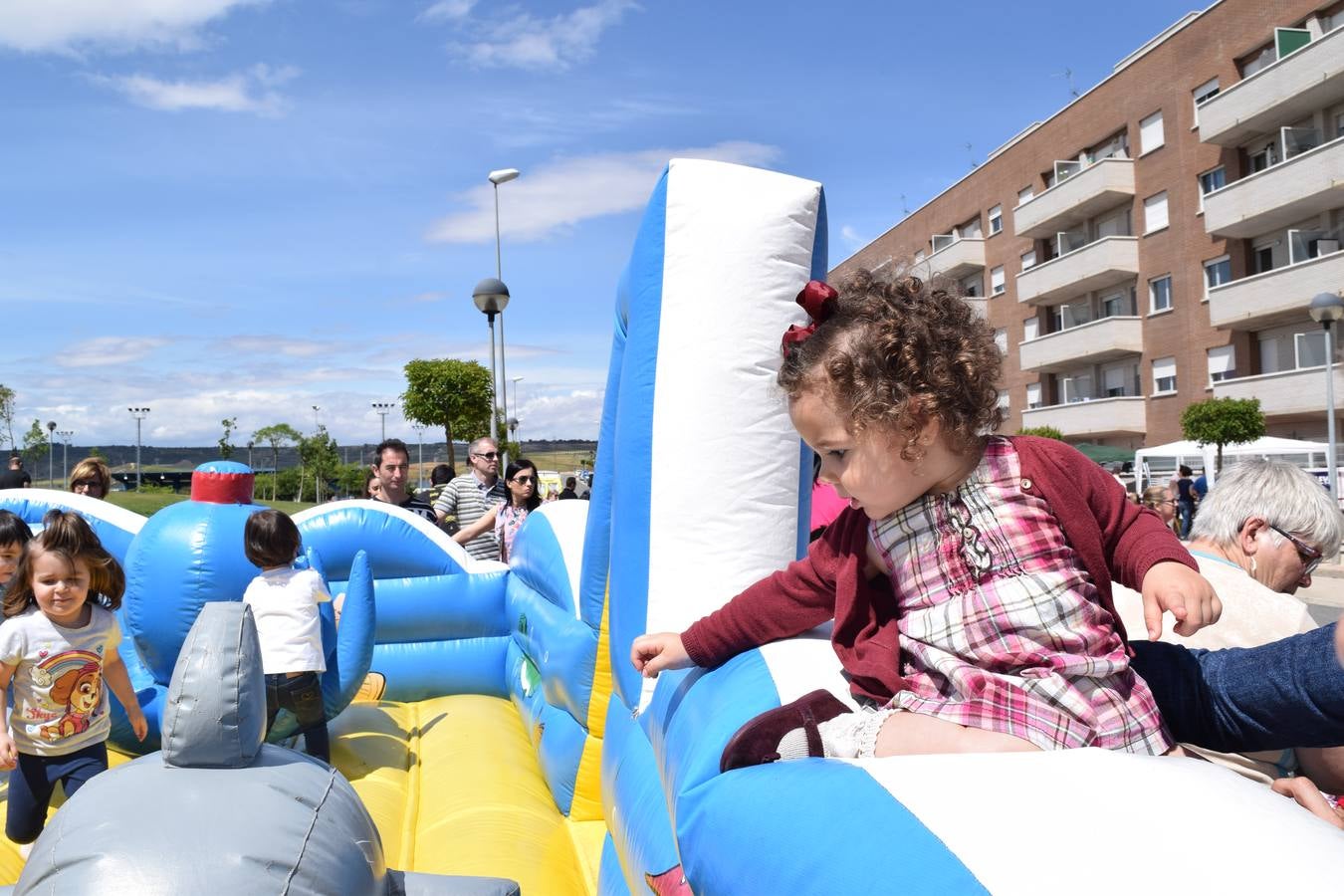 El barrio logroñés de Valdegastea está de fiesta