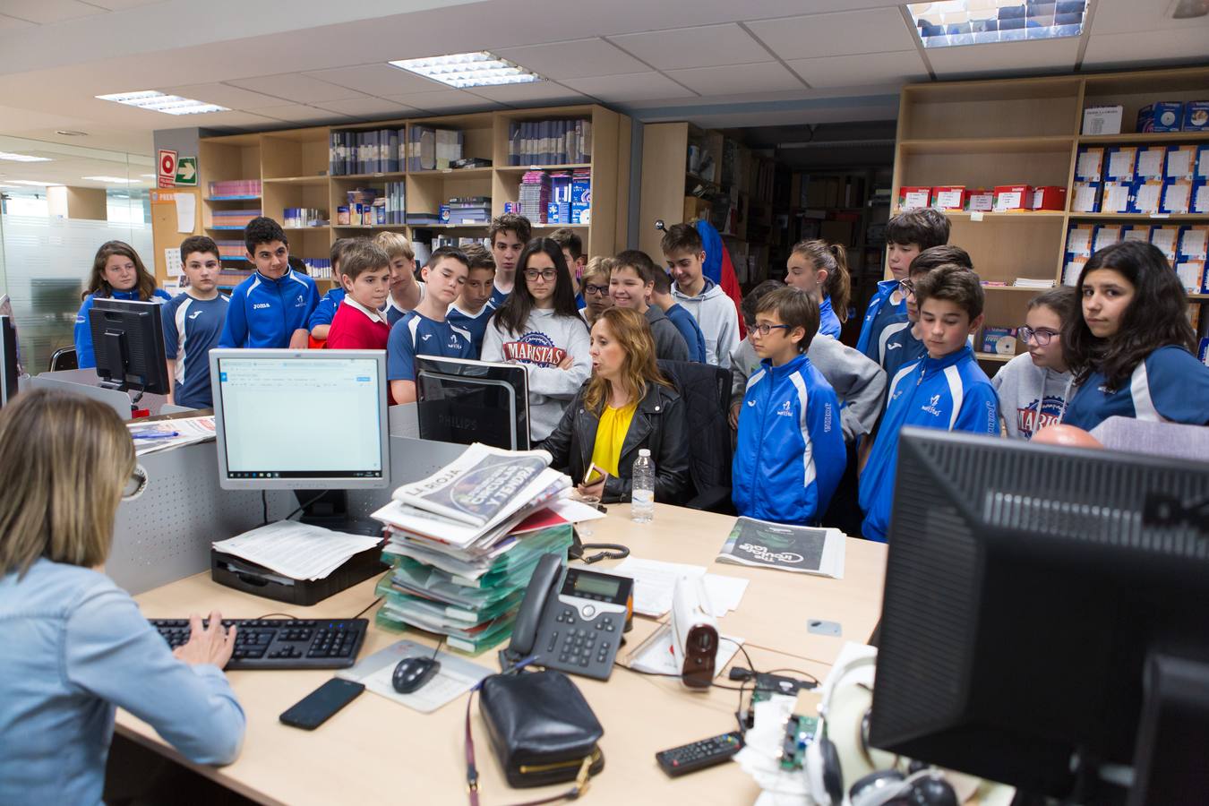 1º D de la ESO de Maristas visita la multimedia de Diario LA RIOJA