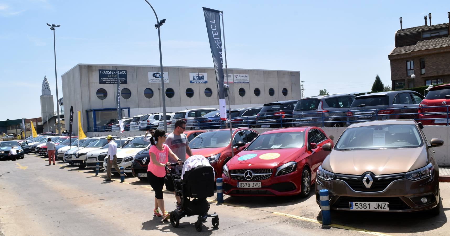 La Gran Feria del Vehículo de Ocasión abre sus puertas en las gasolinera Las Gaunas de Logroño