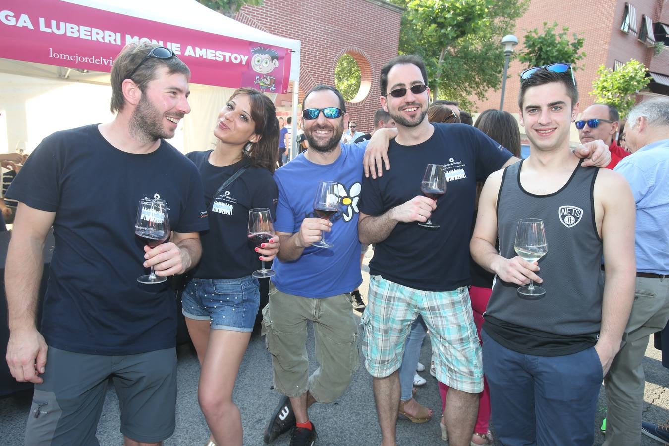 Logroño celebra la primera cita del Riojano Joven y Fresco del 2017