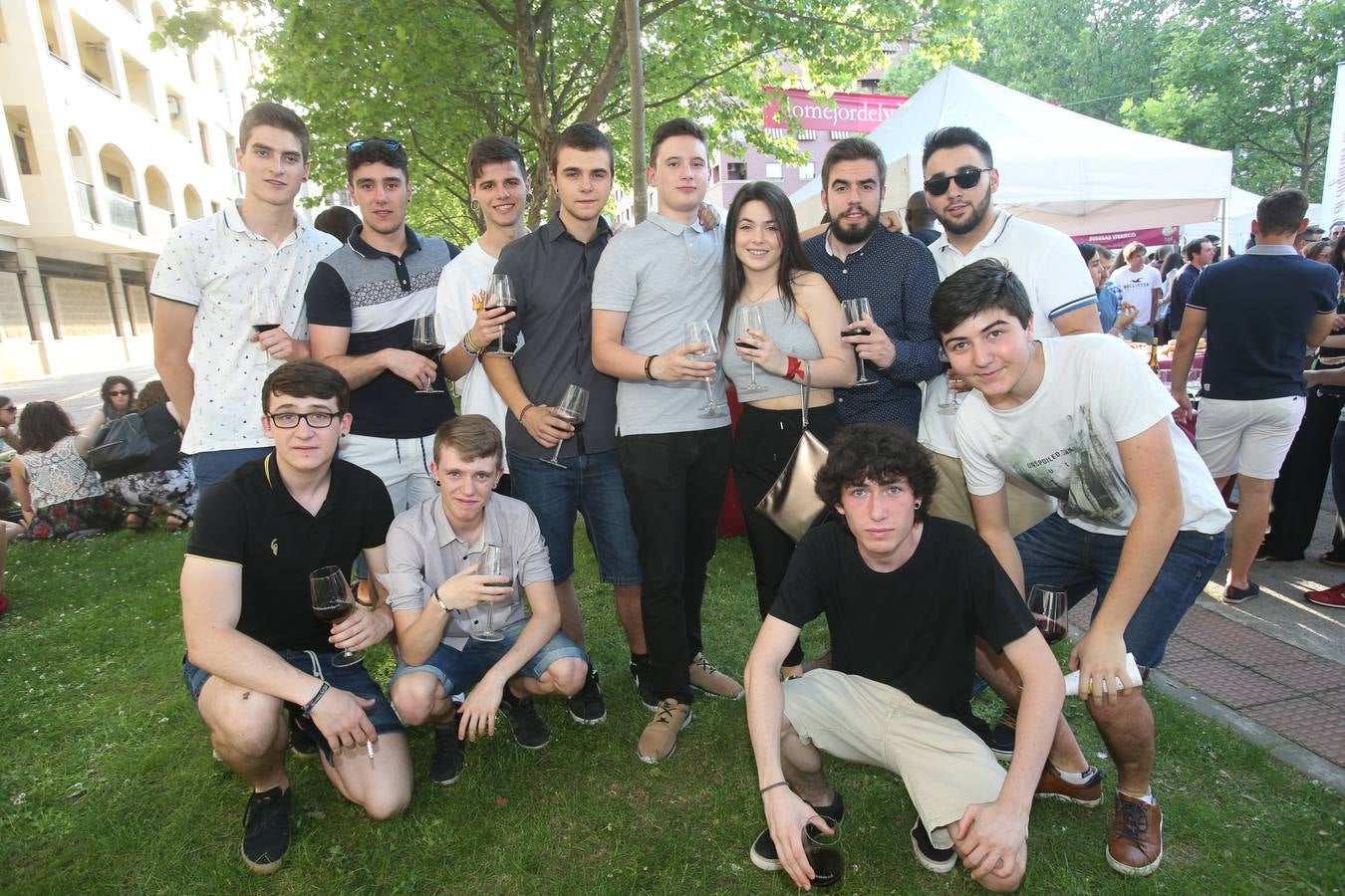 Logroño celebra la primera cita del Riojano Joven y Fresco del 2017