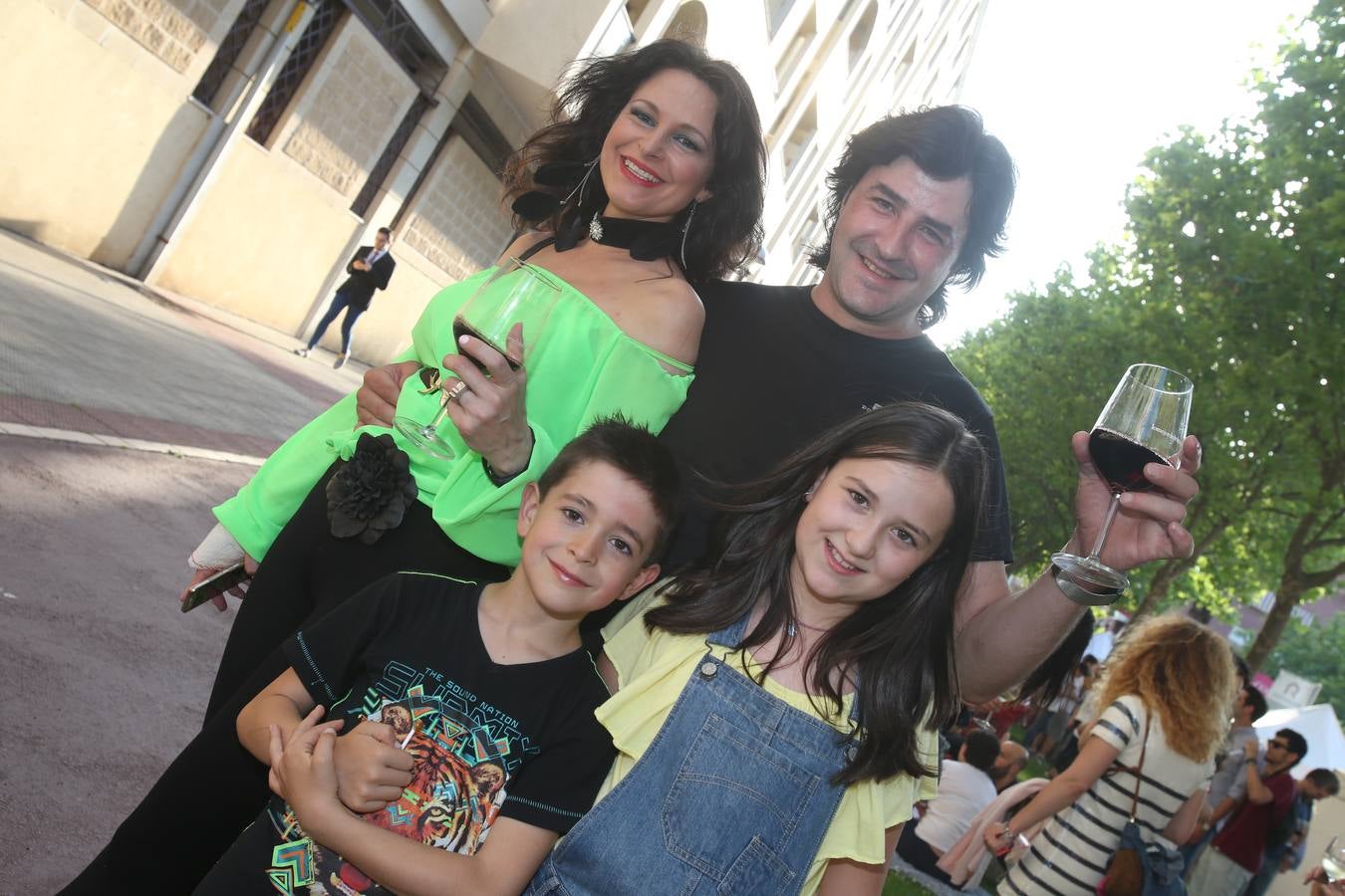 Logroño celebra la primera cita del Riojano Joven y Fresco del 2017