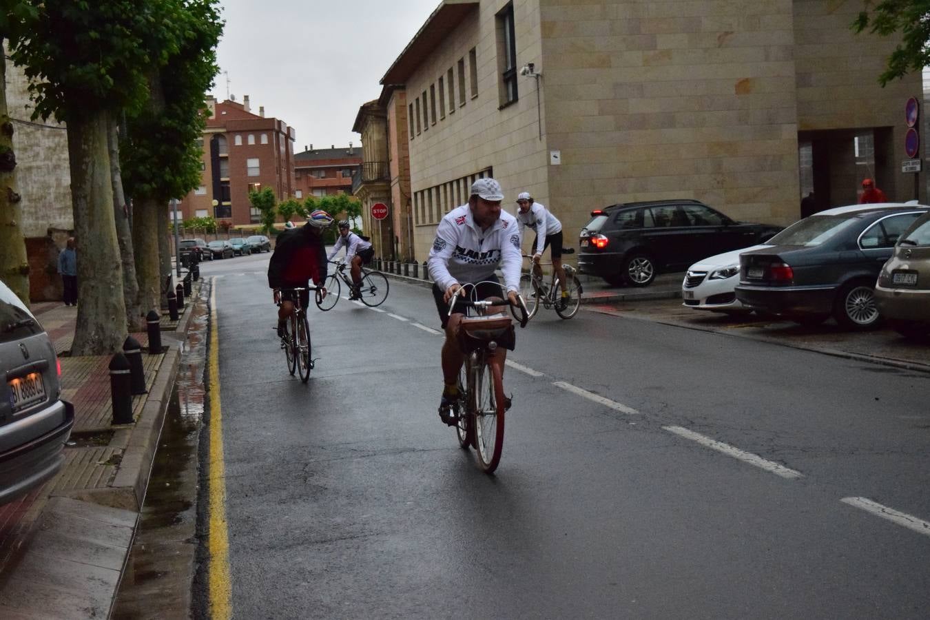 Jornada de ciclismo clásico en la Eroica Hispania (I)