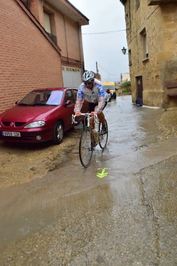 Jornada de ciclismo clásico en la Eroica Hispania (I)